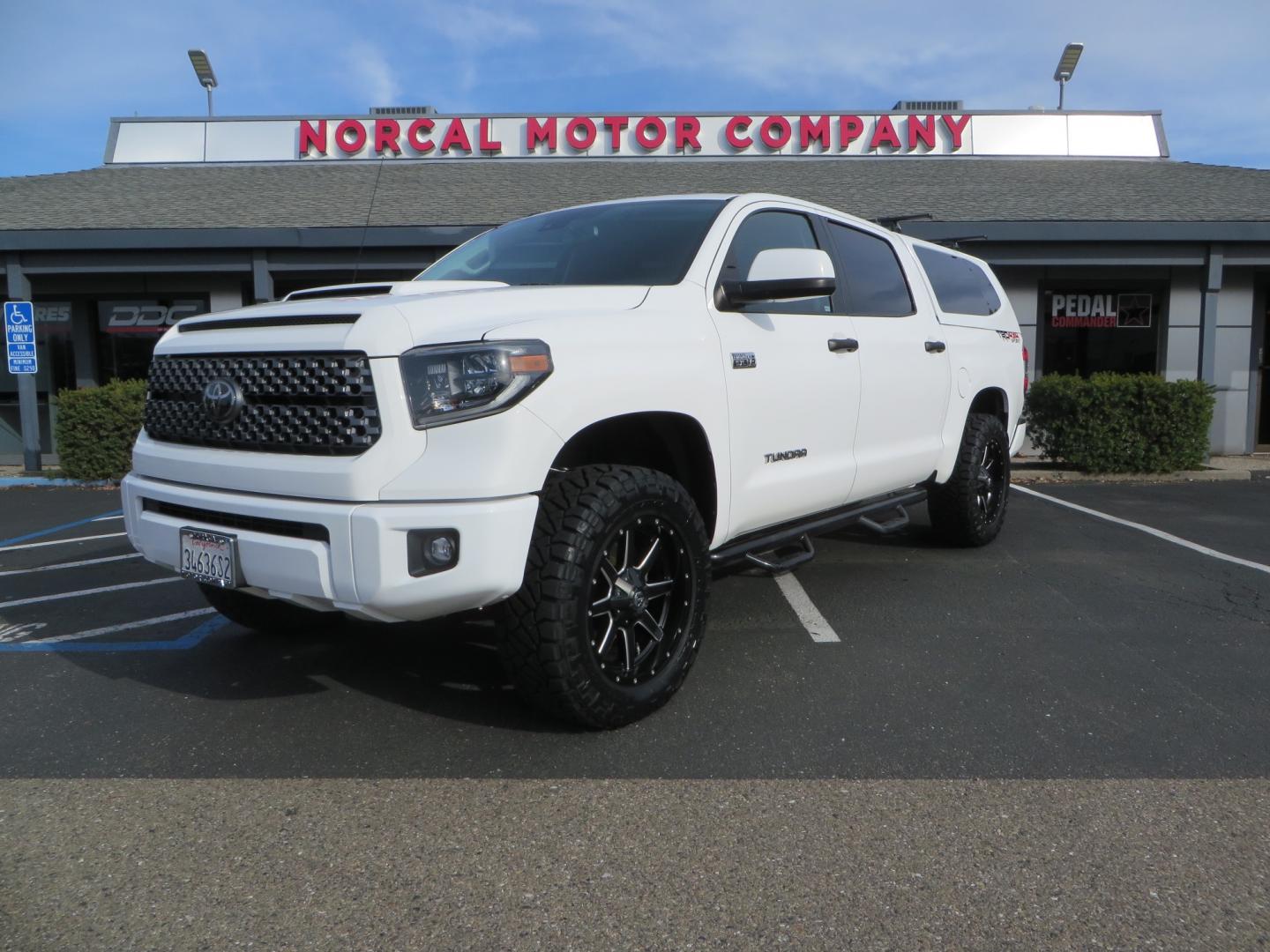 2019 White /BLACK Toyota Tundra SR5 5.7L V8 CrewMax 4WD (5TFDY5F19KX) with an 5.7L V8 DOHC 32V engine, 6A transmission, located at 2630 Grass Valley Highway, Auburn, CA, 95603, (530) 508-5100, 38.937893, -121.095482 - Clean leveled Tundra with 20" Fuel Maverick wheels, Nitto Ridge Grappler tires, N-Fab running boards, Snug Top camper shell with Yakima racks. - Photo#0